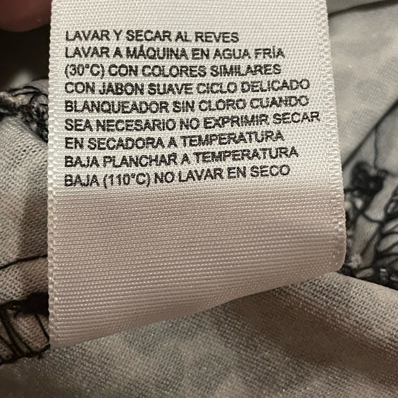 Rafaella Multicolor Leopard Print Comfort Capri Pants Women's size 14 used - Picture 7 of 7